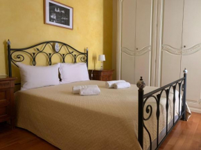 Отель Mela's house apartments Cefalù, Чефалу